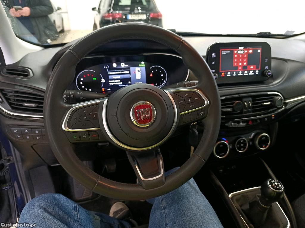 Fiat Tipo 1.3 M-Jet Life — fotografia 18