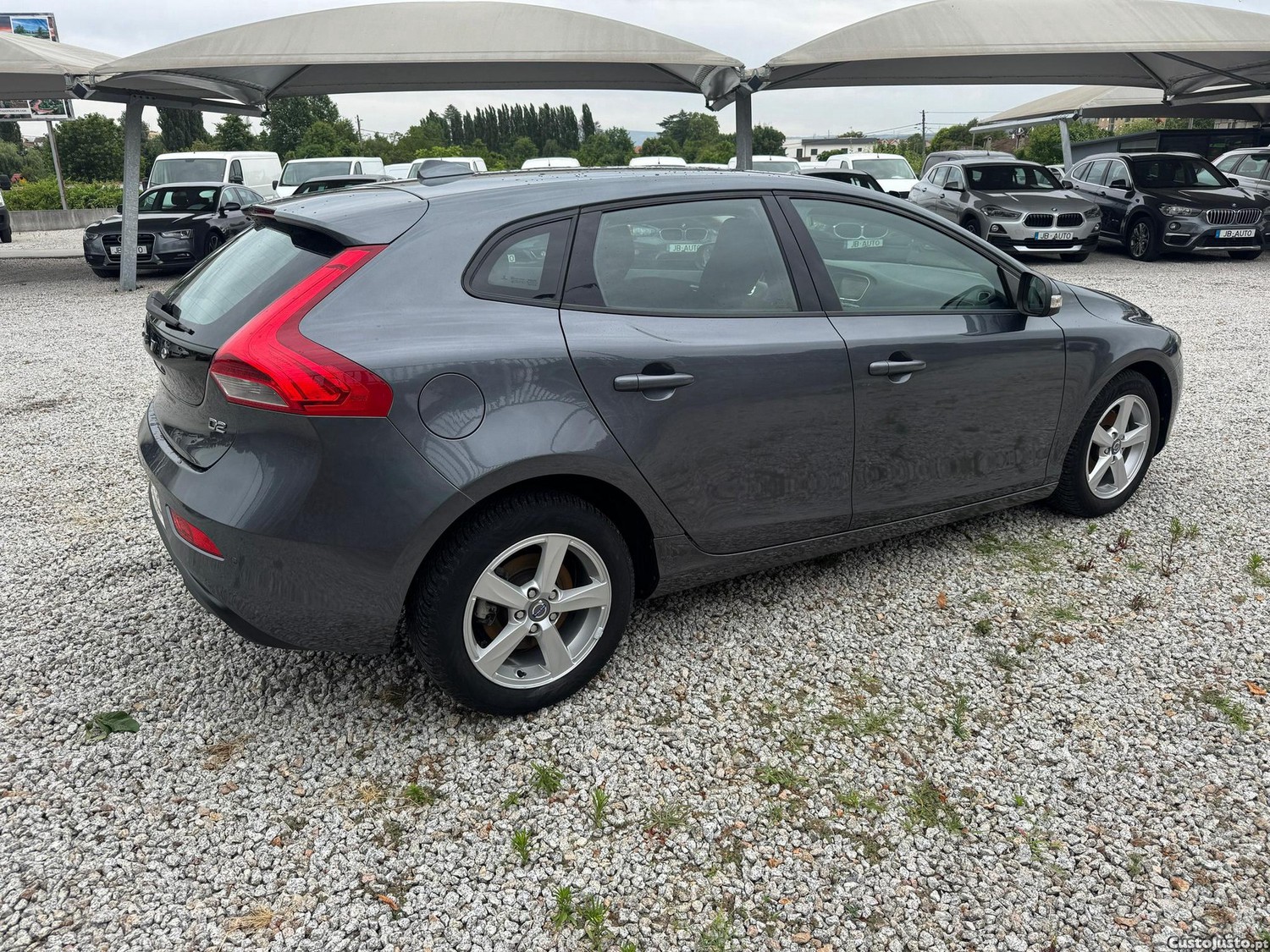 Volvo V40 1.6 D2 Kinetic — fotografia 8
