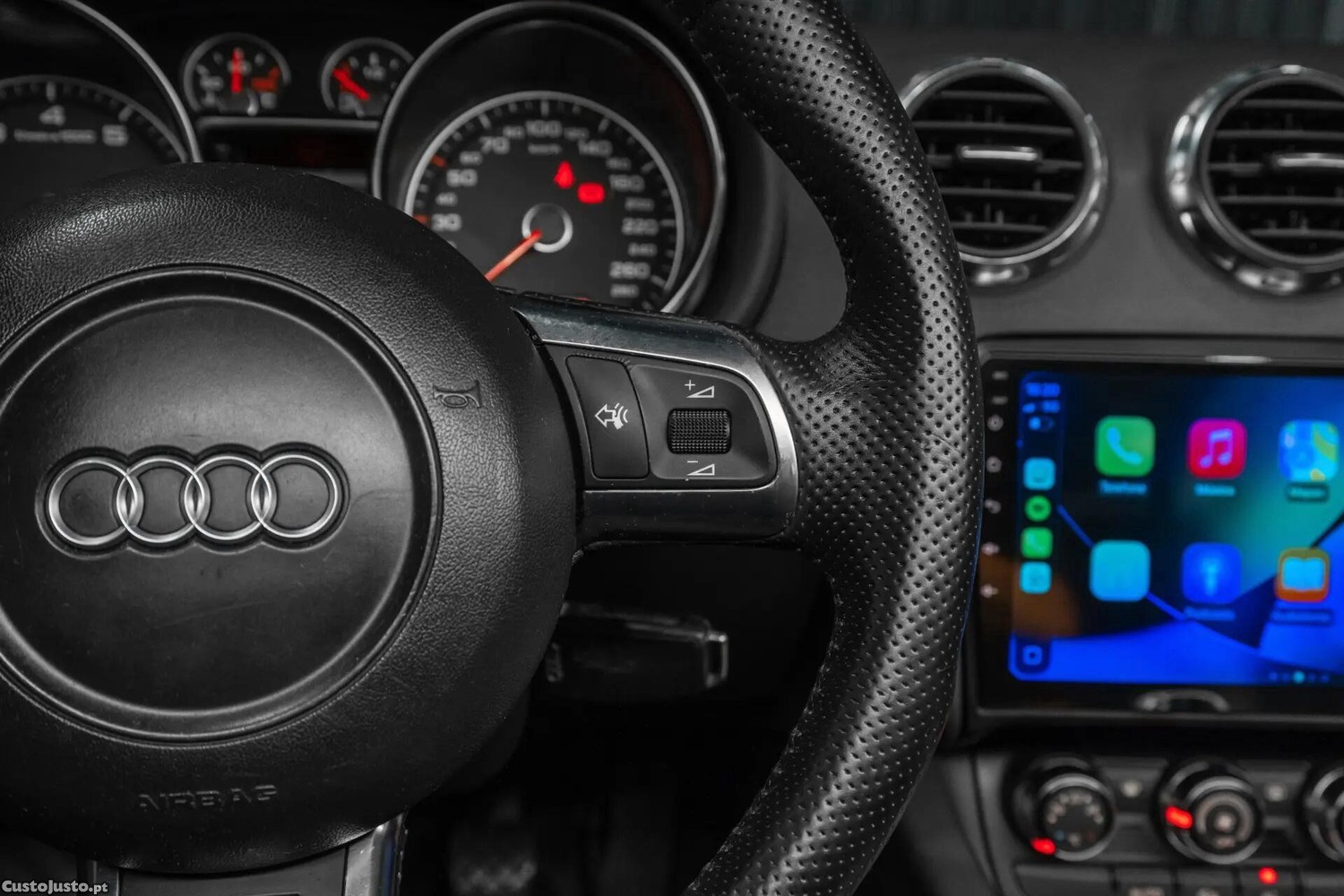 Audi TT 2.0 TFSI S-line — fotografia 15
