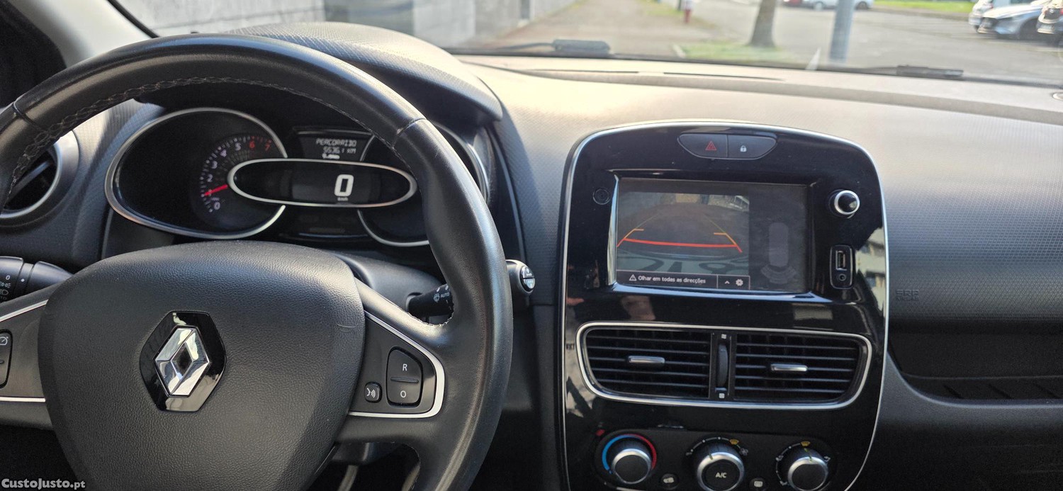 Renault Clio 0.9 tce Limited como nova — fotografia 4