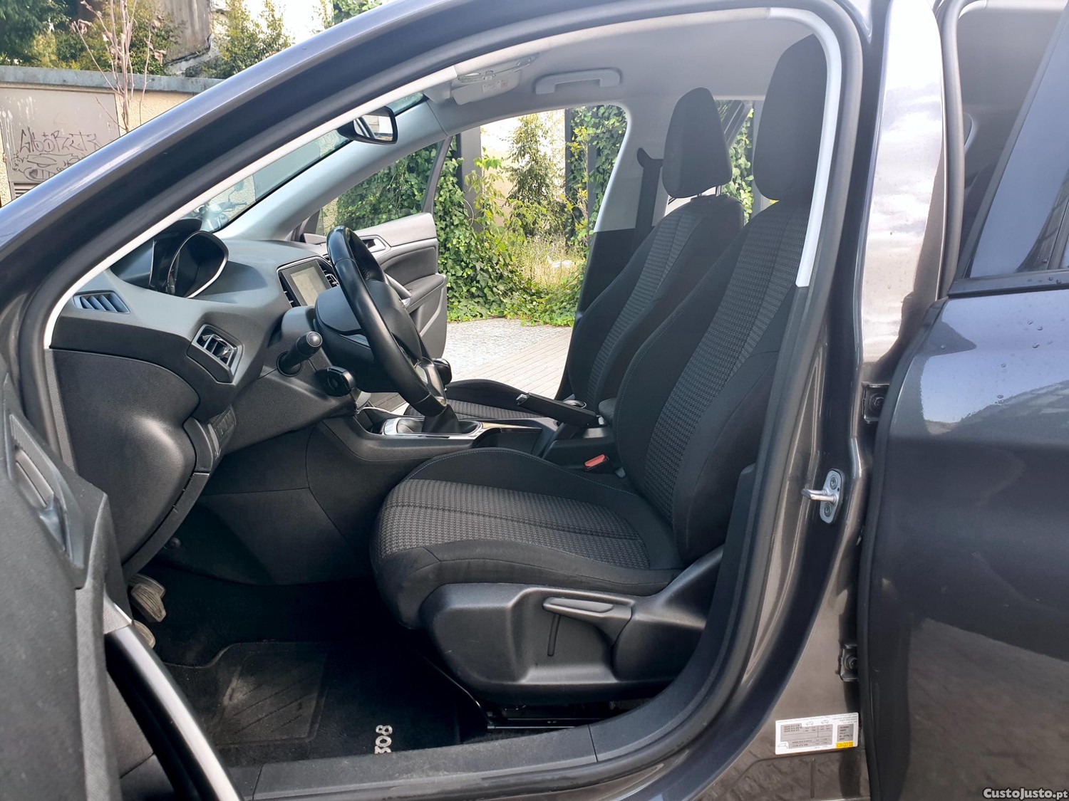 Peugeot 308 1.5 BlueHDi Style — fotografia 8