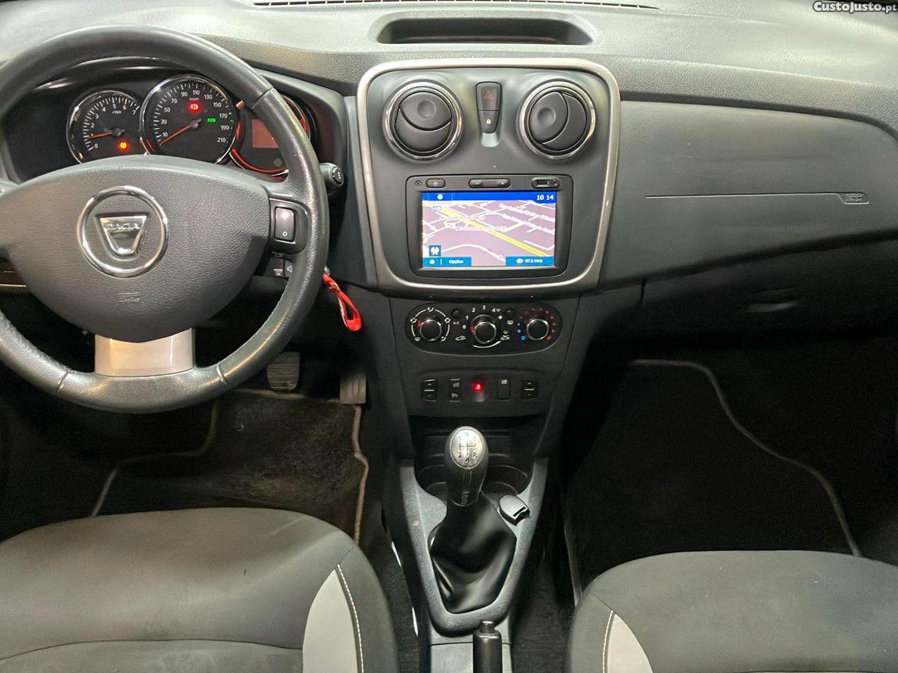 Dacia Sandero 0.9 TCe — fotografia 13