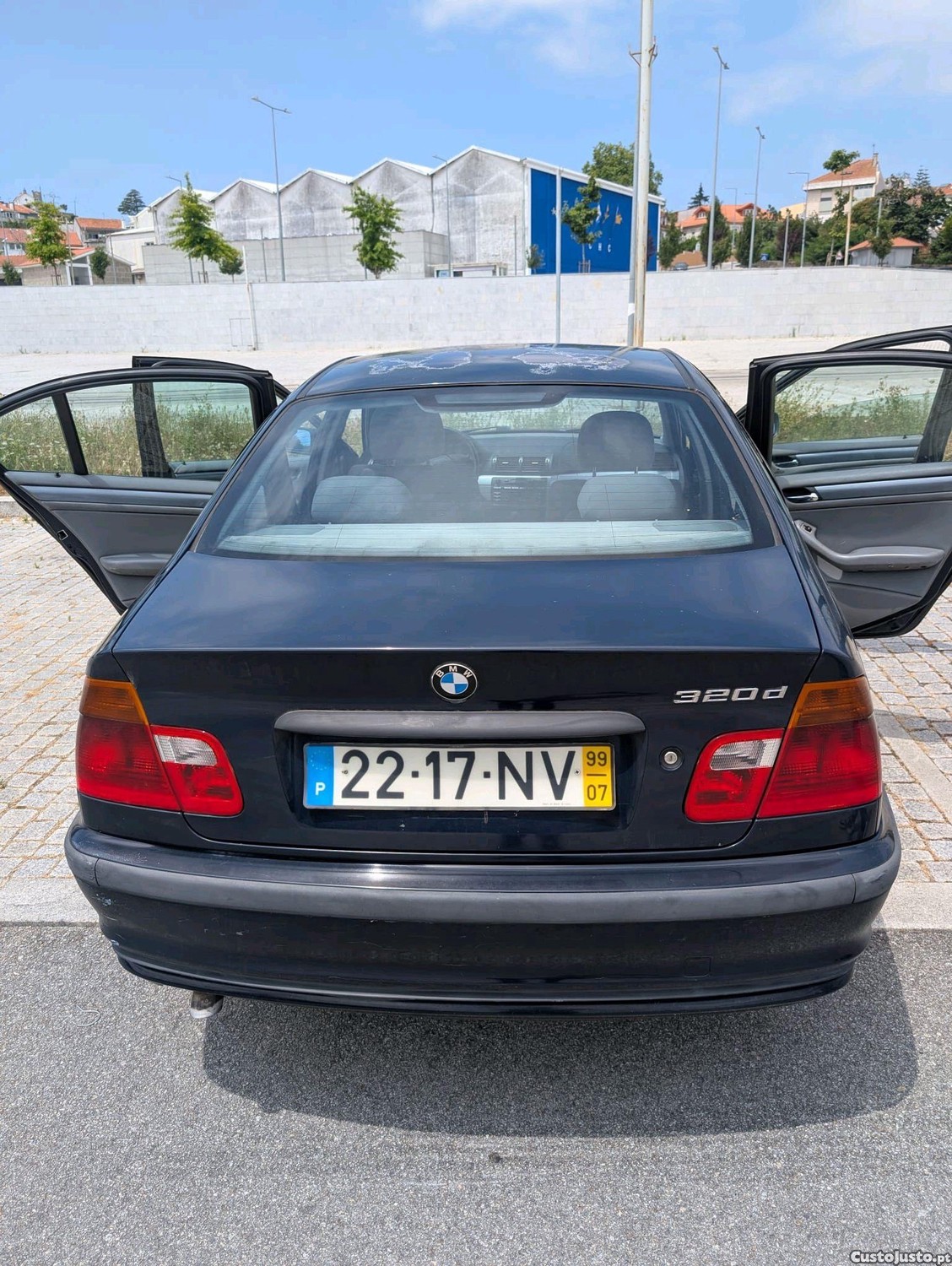 BMW 320 D — fotografia 4