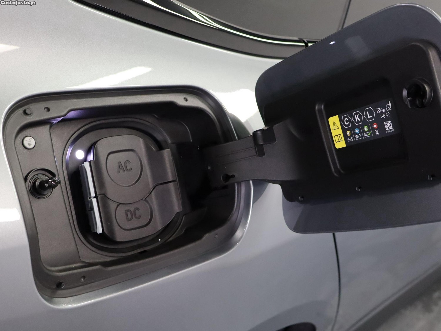BMW i4 eDrive40 — fotografia 2