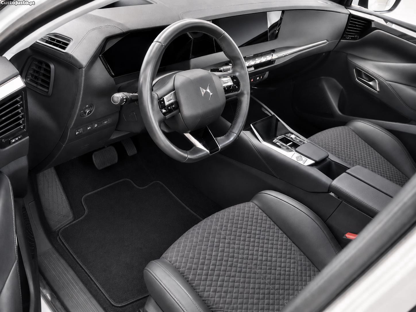 Citroën DS4 E-Tense 225 Bastille — fotografia 7