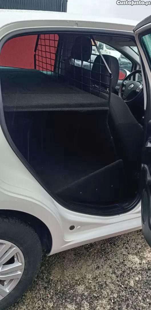 Fiat Punto 1.3 m-jet easy s&s — fotografia 4