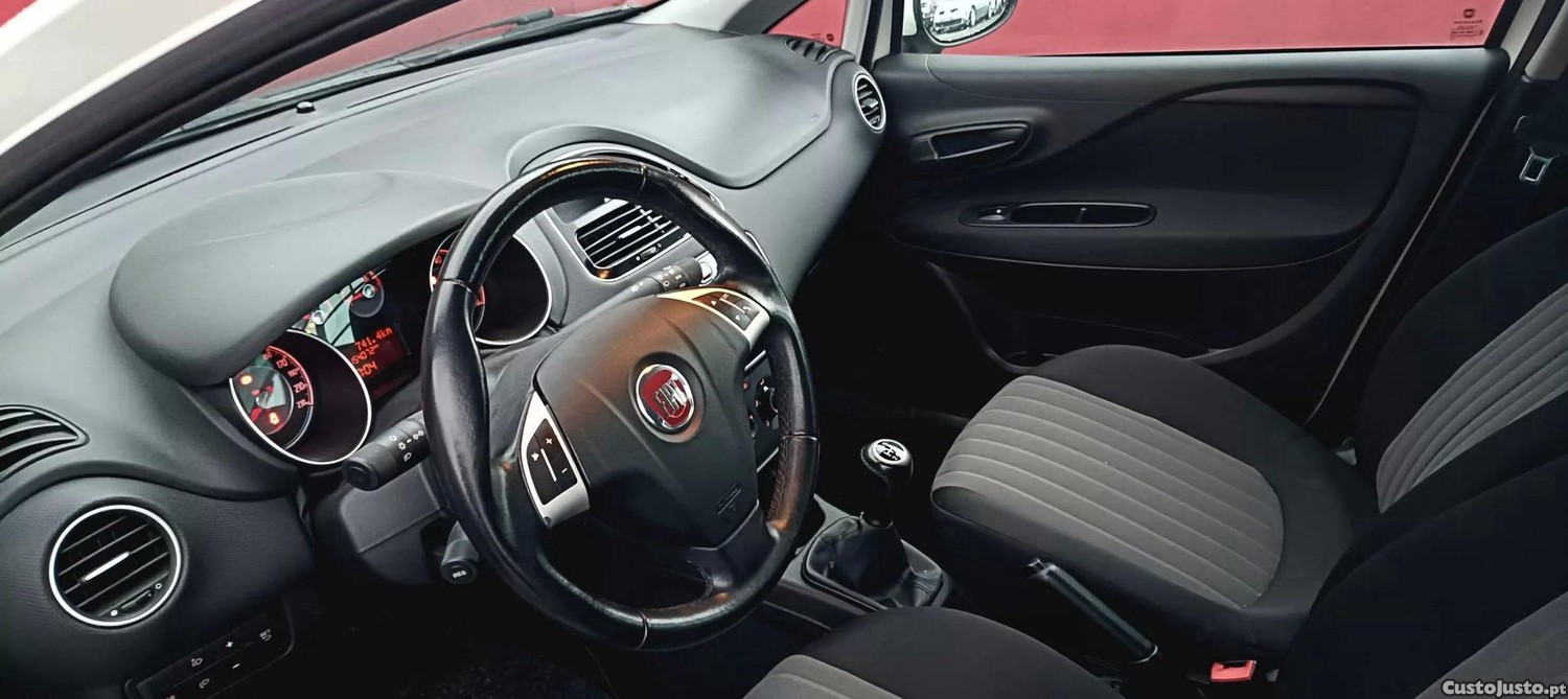 Fiat Punto 1.3 m-jet easy s&s — fotografia 14