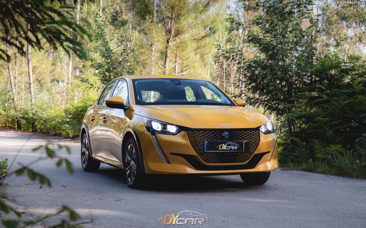 Peugeot e-208 Active — fotografia 15