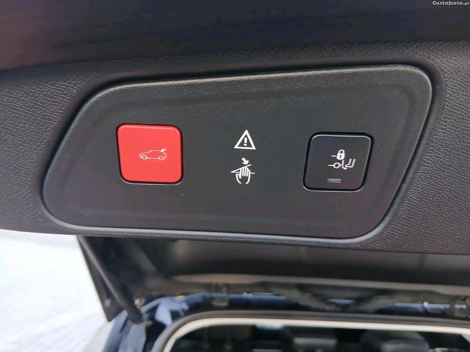 Peugeot 3008 1.6 Hdi AUTOMÁTICO — fotografia 3