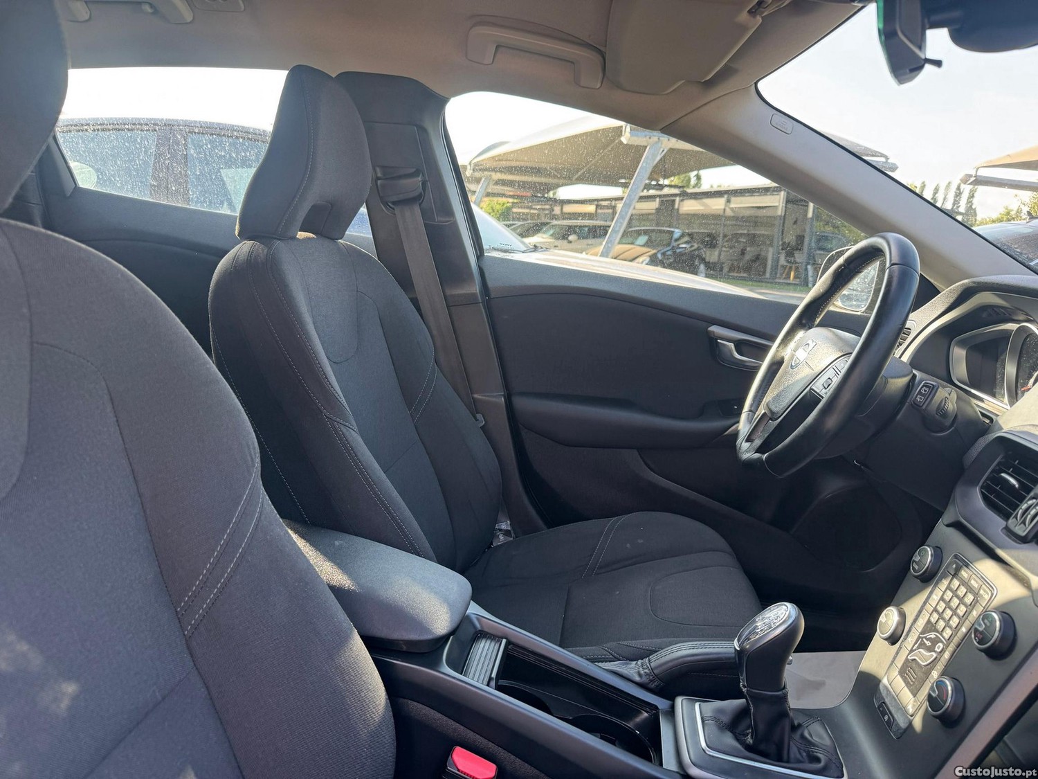Volvo V40 1.6 D2 Kinetic — fotografia 3