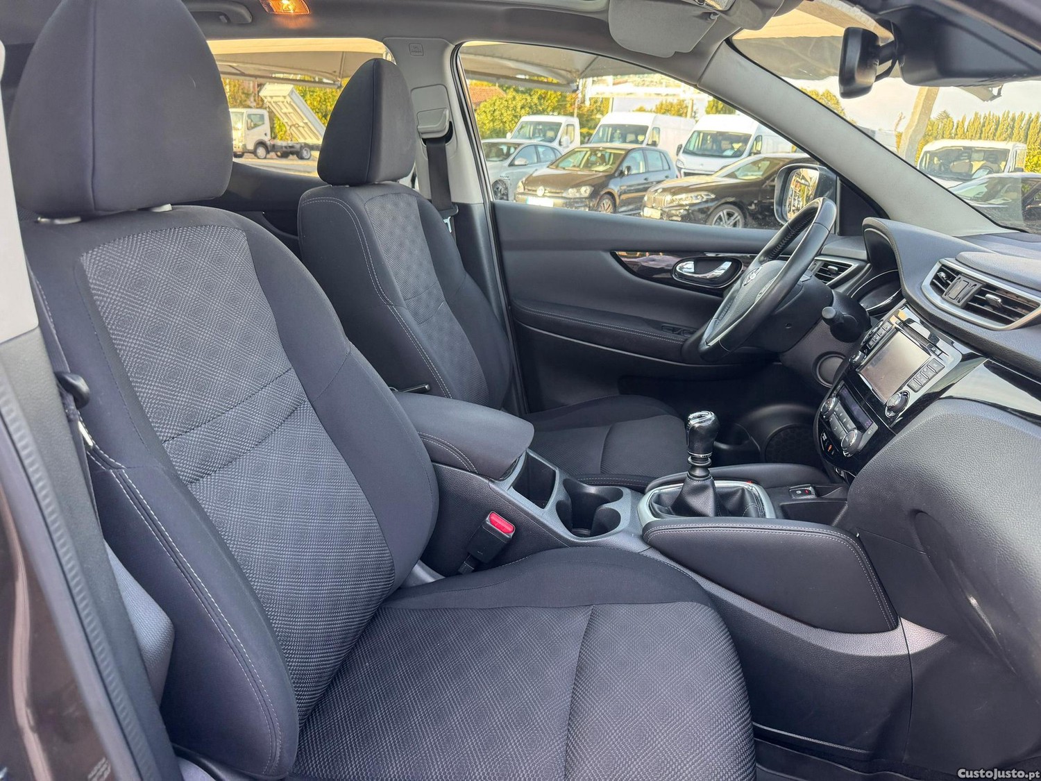 Nissan Qashqai 1.5 dCi N-Connecta 18 — fotografia 6