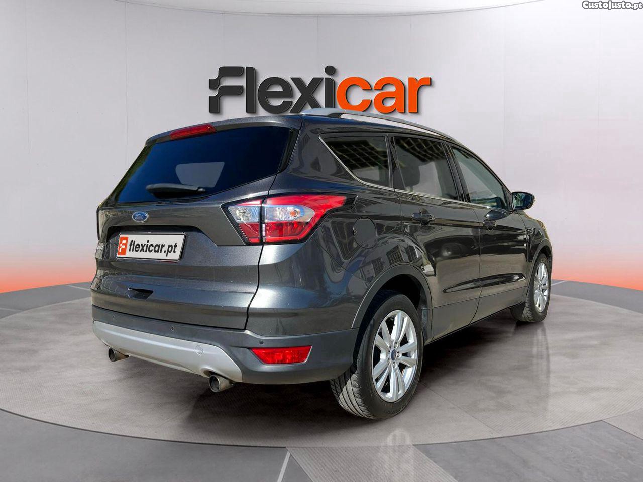 Ford Kuga 1.5 TDCi Titanium — fotografia 11