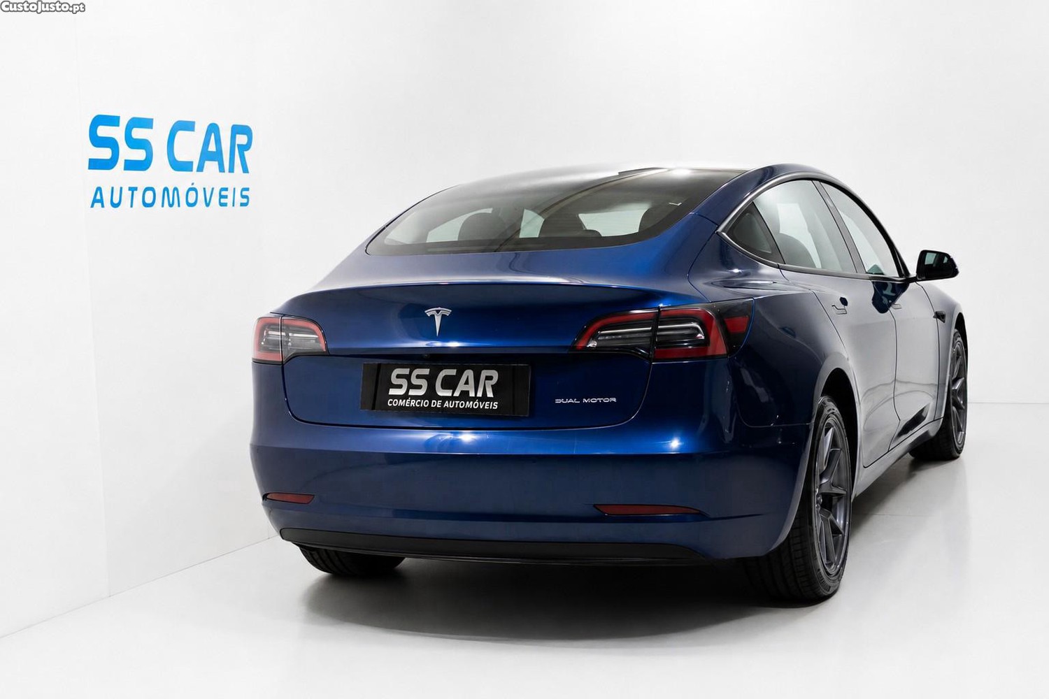 Tesla Model 3 Long-Range Dual Motor AWD — fotografia 19