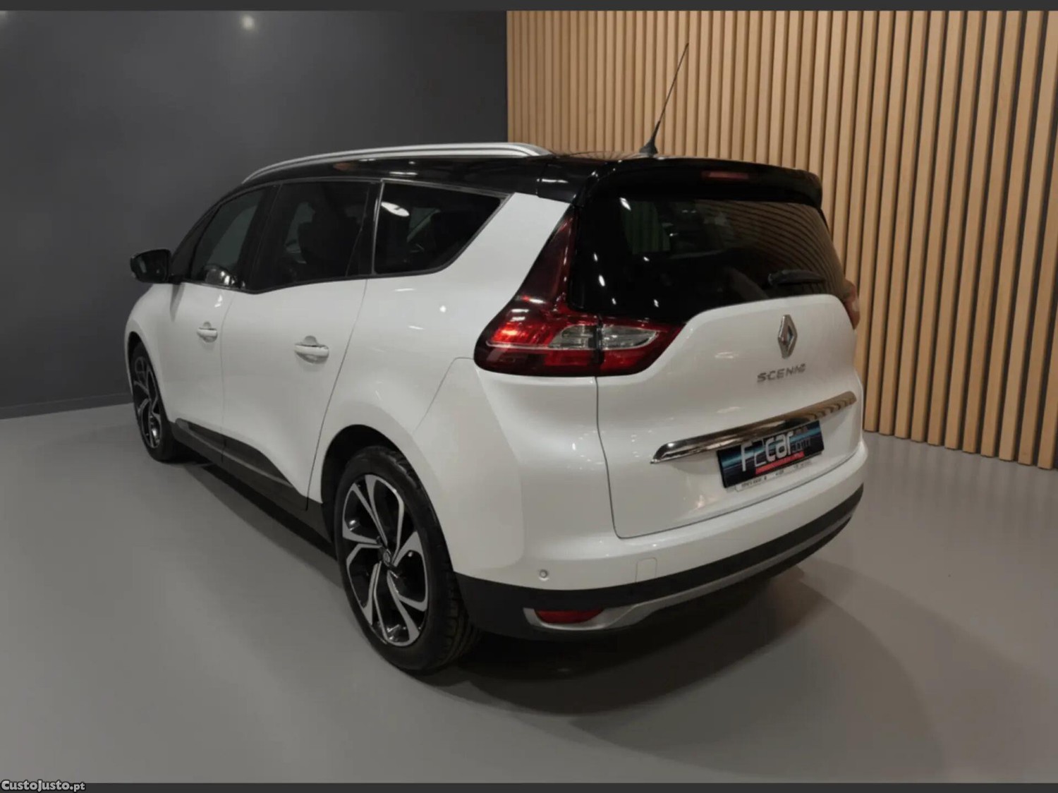Renault Grand Scénic ENERGY dCi 160 EDC BOSE EDITION — fotografia 5