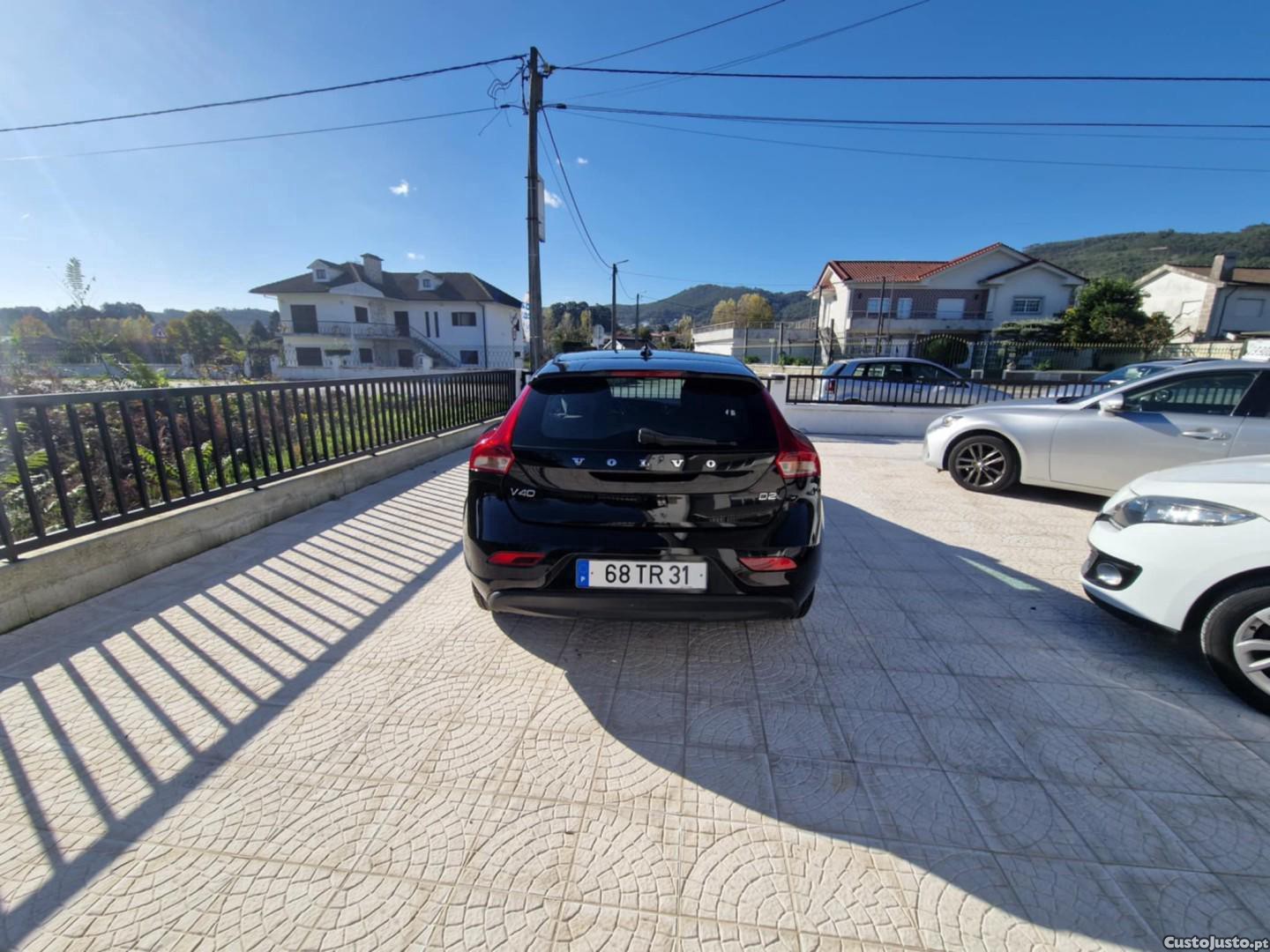 Volvo V40 1.6 D2 Momentum Eco — fotografia 15