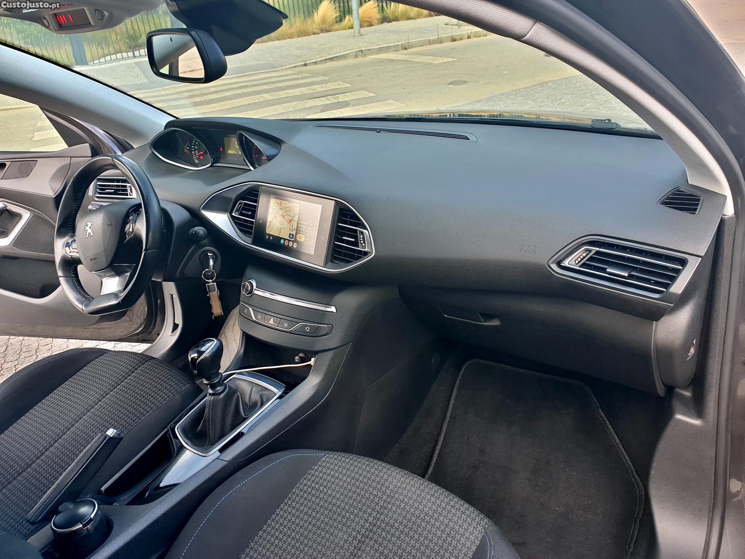 Peugeot 308 1.5 BlueHDi Style — fotografia 3