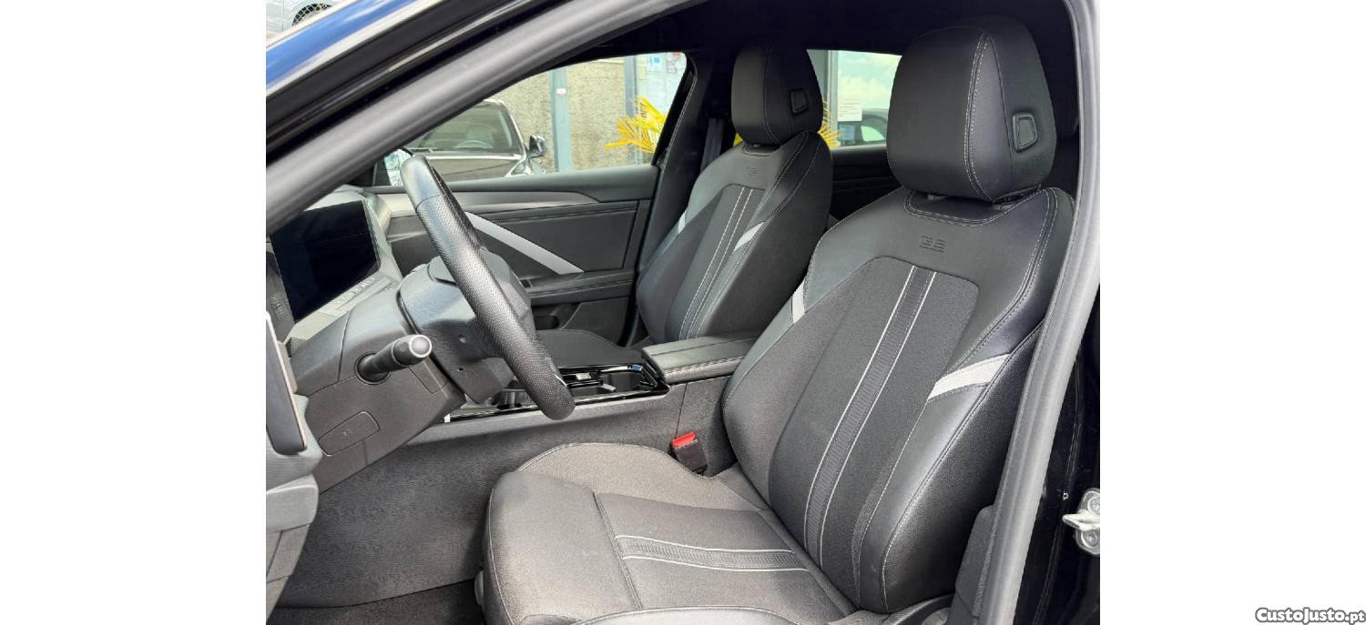 Opel Astra GS 1.2 T 130cv — fotografia 21
