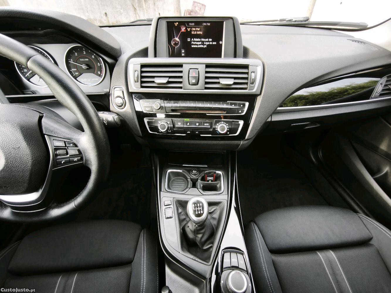 BMW 116 D Efficient Dynamics Sport Line — fotografia 3