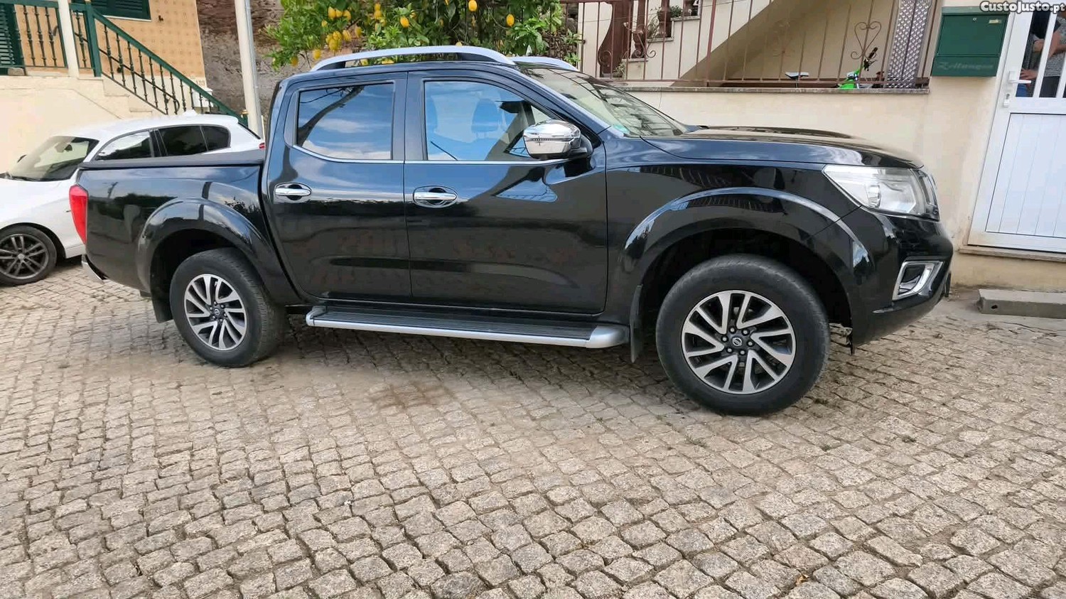 Nissan Navara TEKNA NP300 — fotografia 4