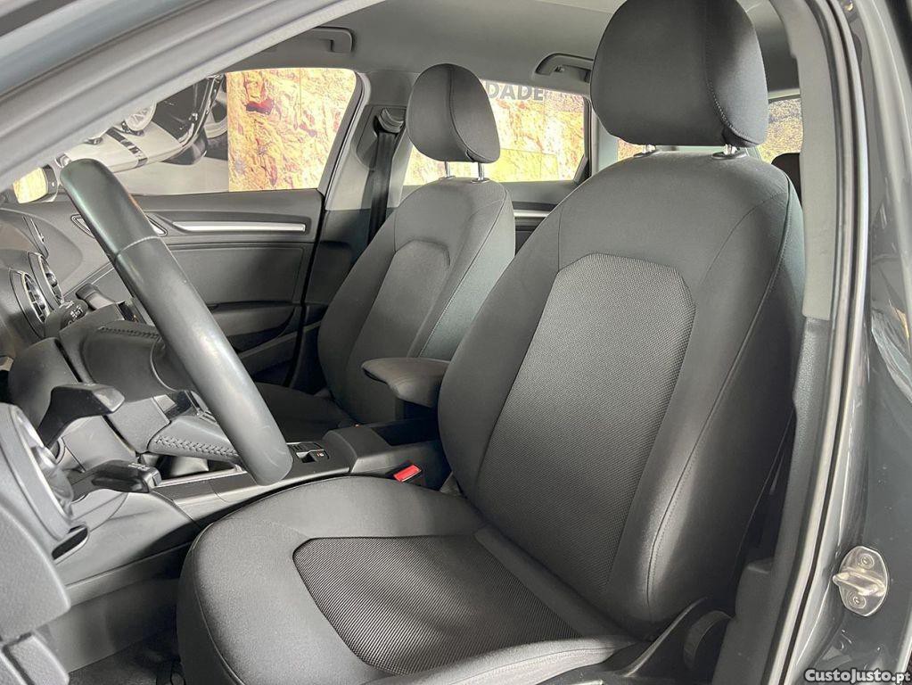 Audi A3 Sportback 1.0 TFSI — fotografia 15