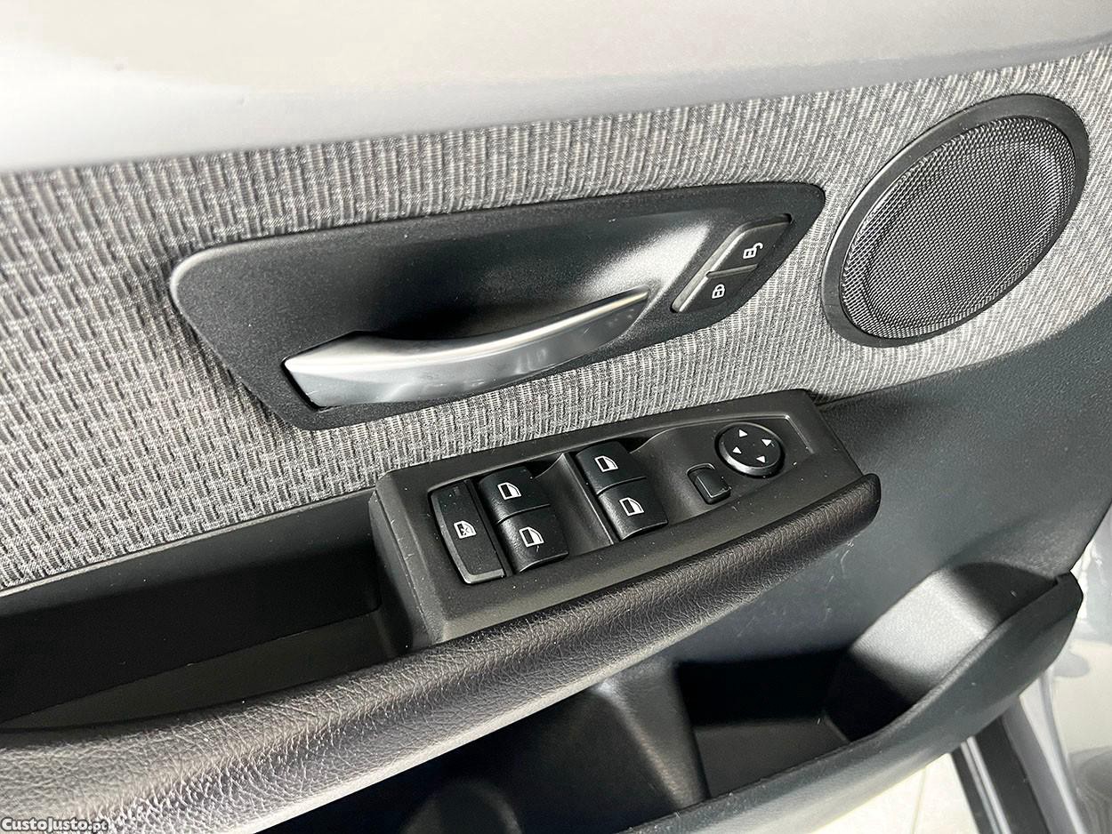 BMW 214 Active Tourer d Advantage — fotografia 6