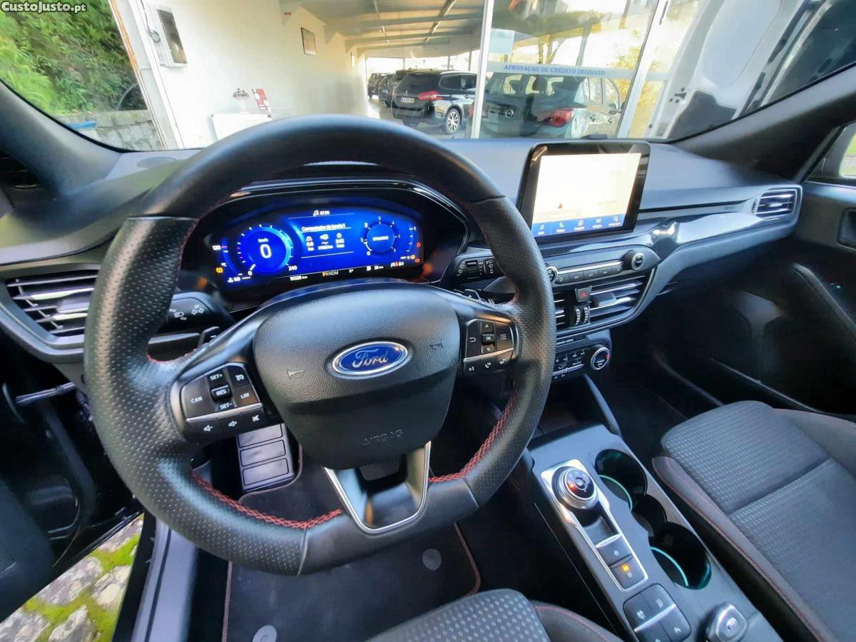 Ford Focus 1.5 Ecoblue ST Line - 21 — photo 2
