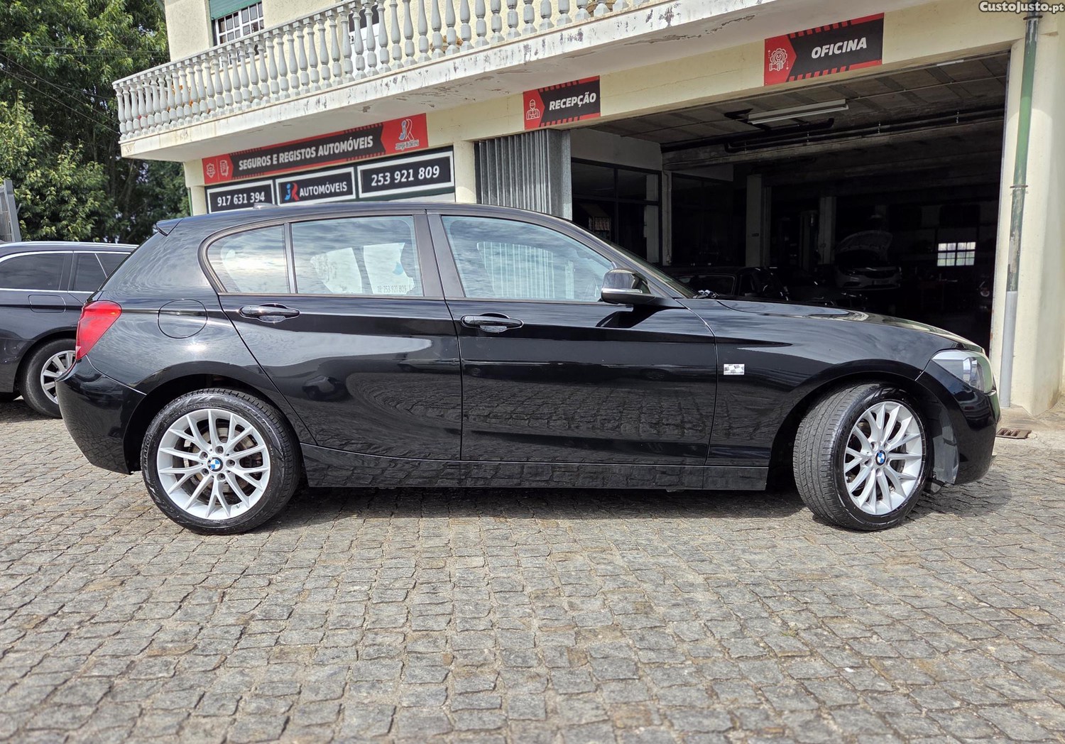BMW 114 D — fotografia 10