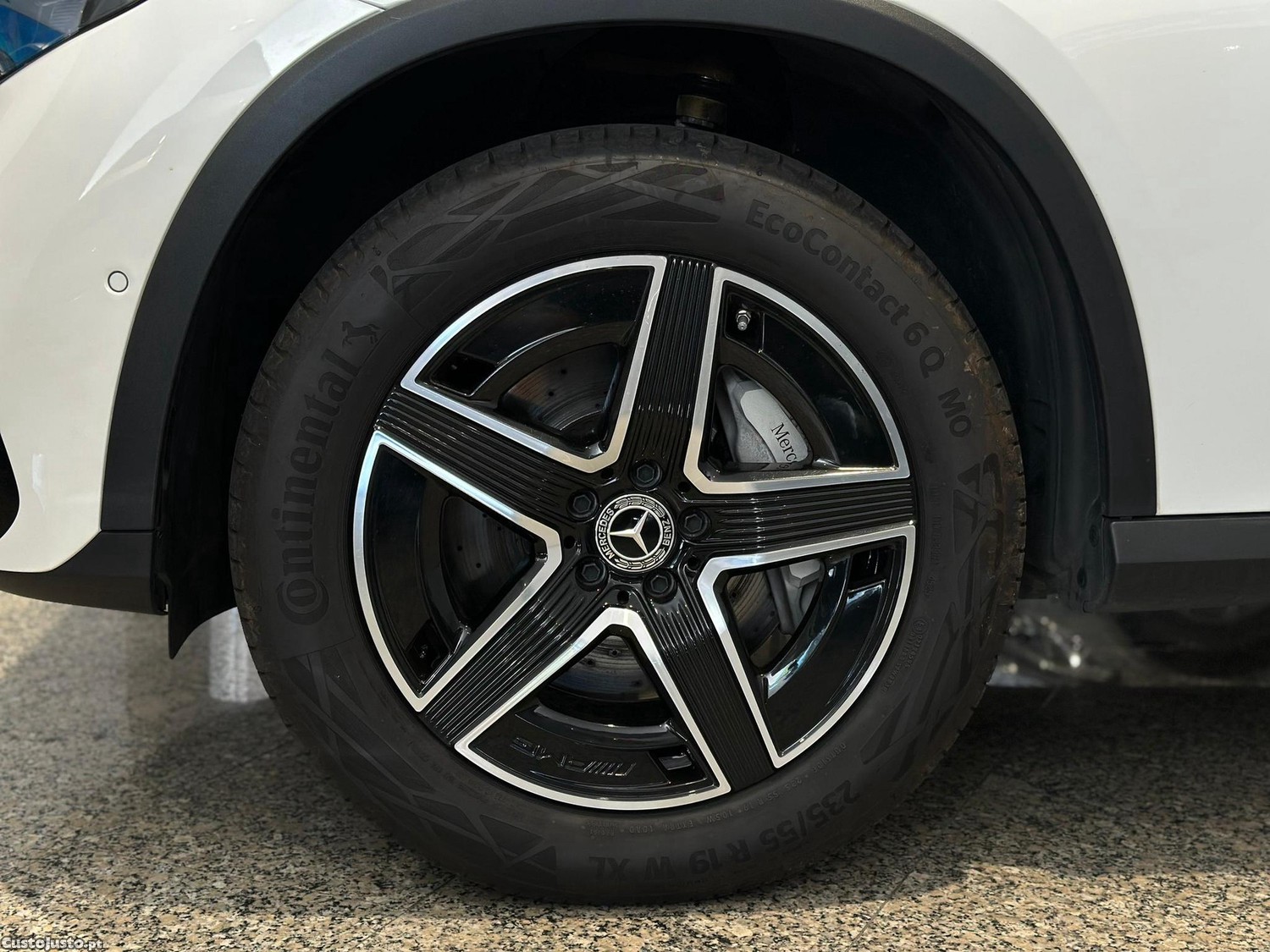 Mercedes-Benz GLC 300 de 4Matic 9G-TRONIC Edition AMG Line — fotografia 23