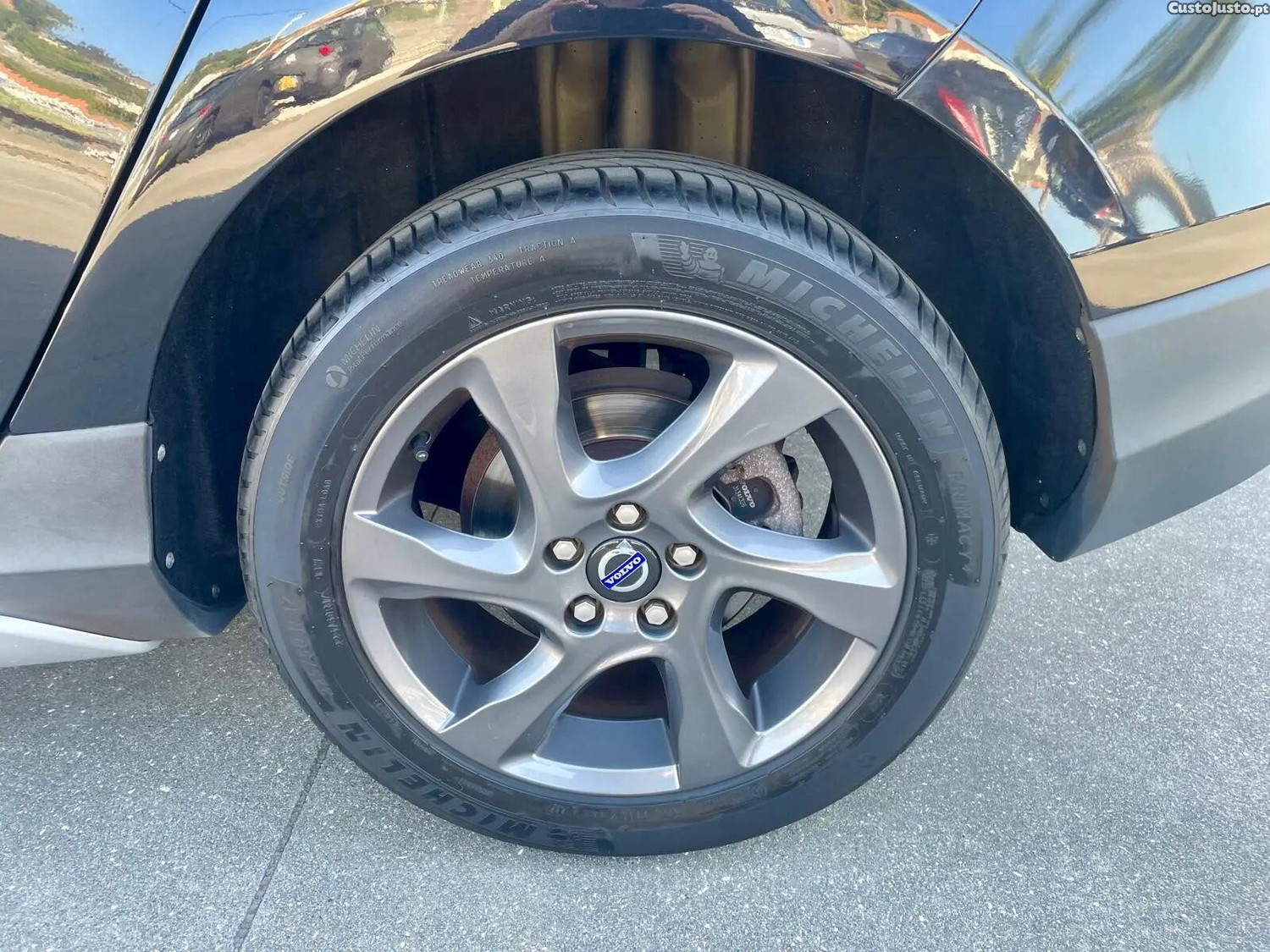 Volvo V40 1.6 D2 Momentum — fotografia 7