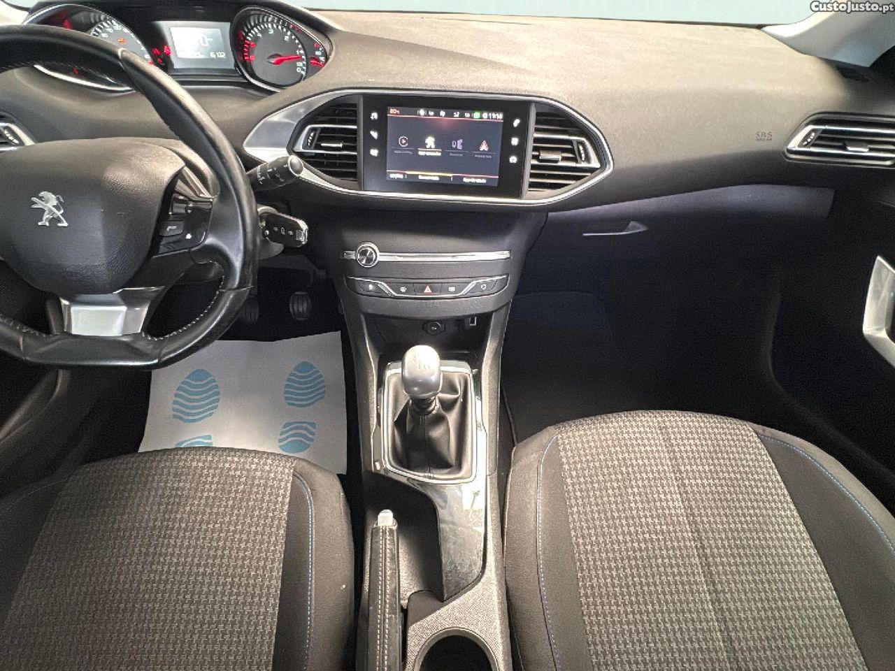 Peugeot 308 SW 1.5 BlueHDi Style — fotografia 5