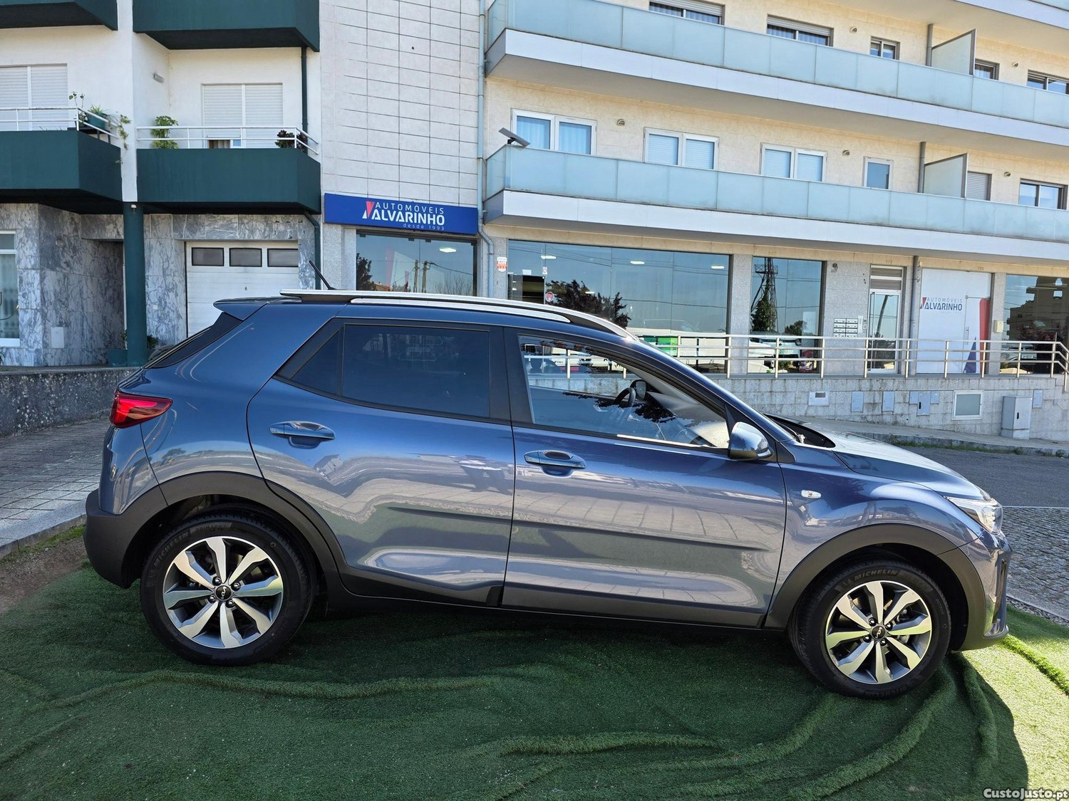 Kia Stonic 1.2 Dynamic — fotografia 22