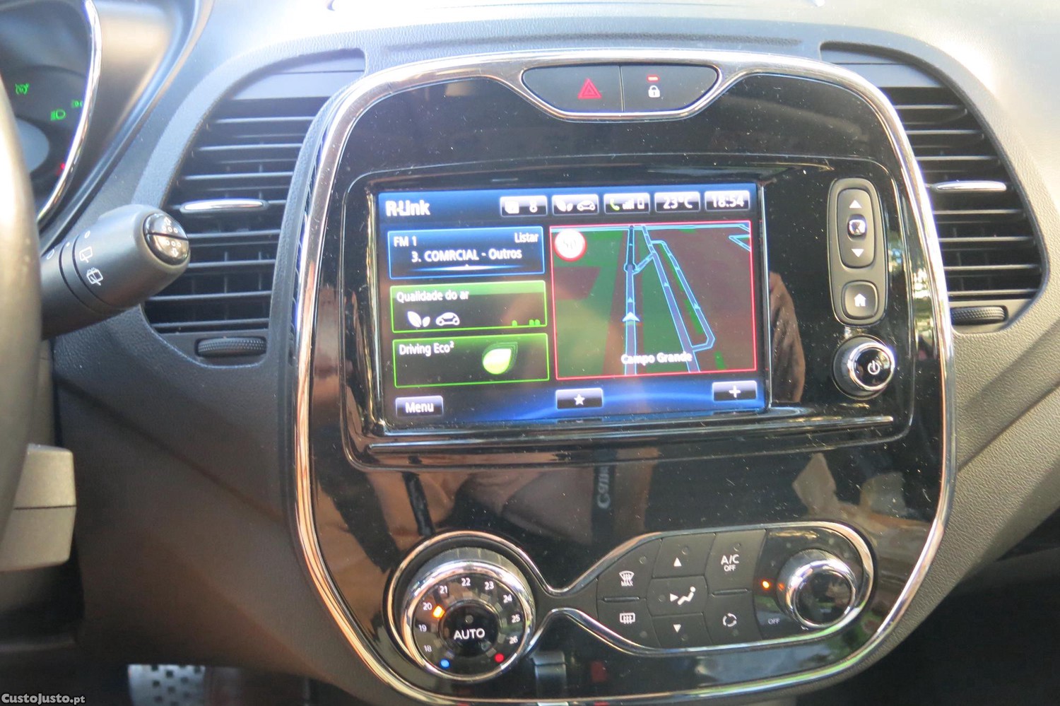 Renault Captur 1.2 TCe Exclusive EDC — fotografia 3