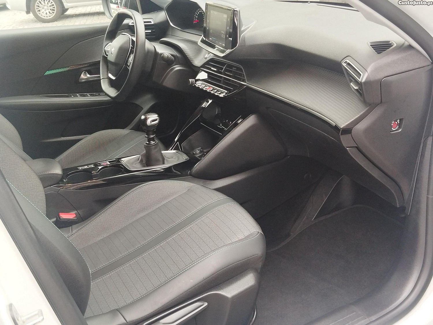 Peugeot 208 1.5 BlueHDi Active Pack — fotografia 8
