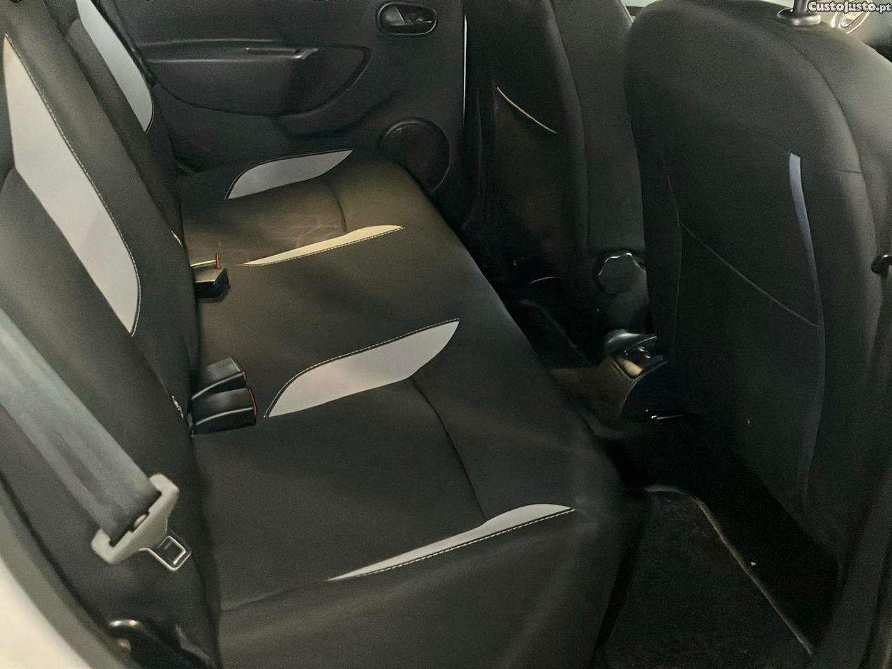 Dacia Sandero 0.9 TCe — fotografia 9
