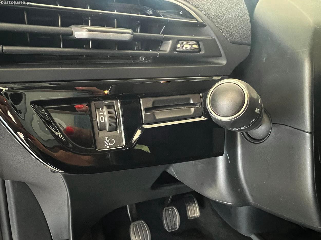 Citroën C4 Spacetourer 1.5 BlueHDi Feel — fotografia 12