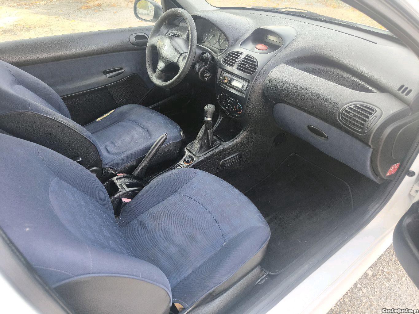 Peugeot 206 1.4 HDI — fotografia 4