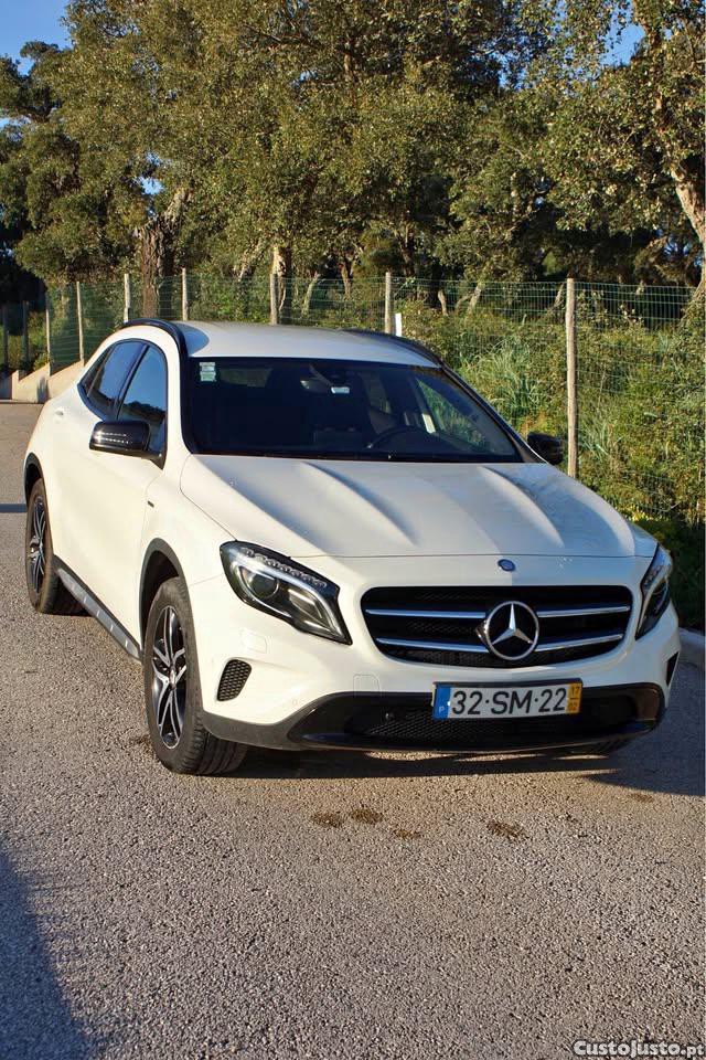 Mercedes-Benz GLA 180 180 D — fotografia 7