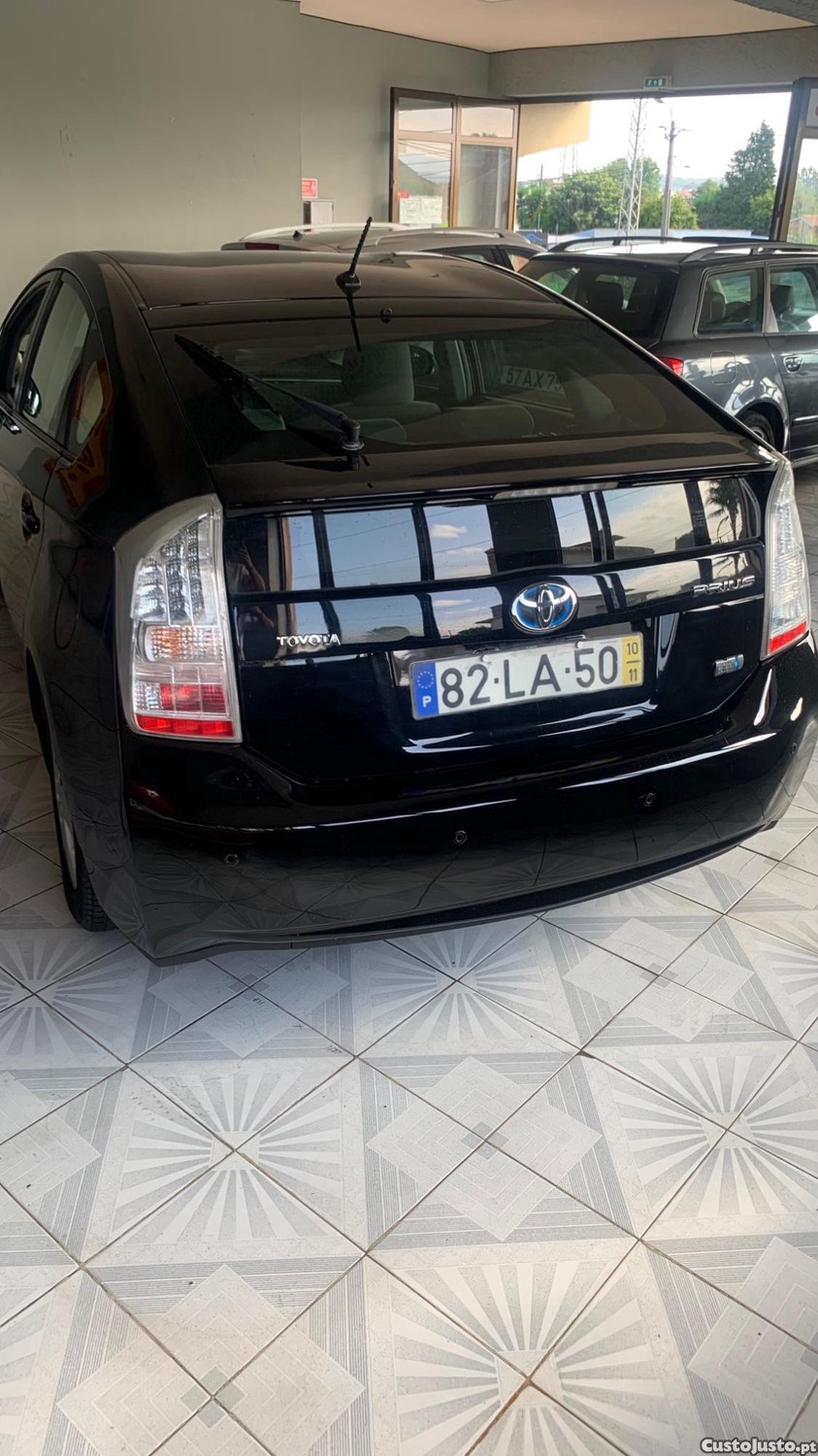 Toyota Prius 1.8 HYBRID — fotografia 4