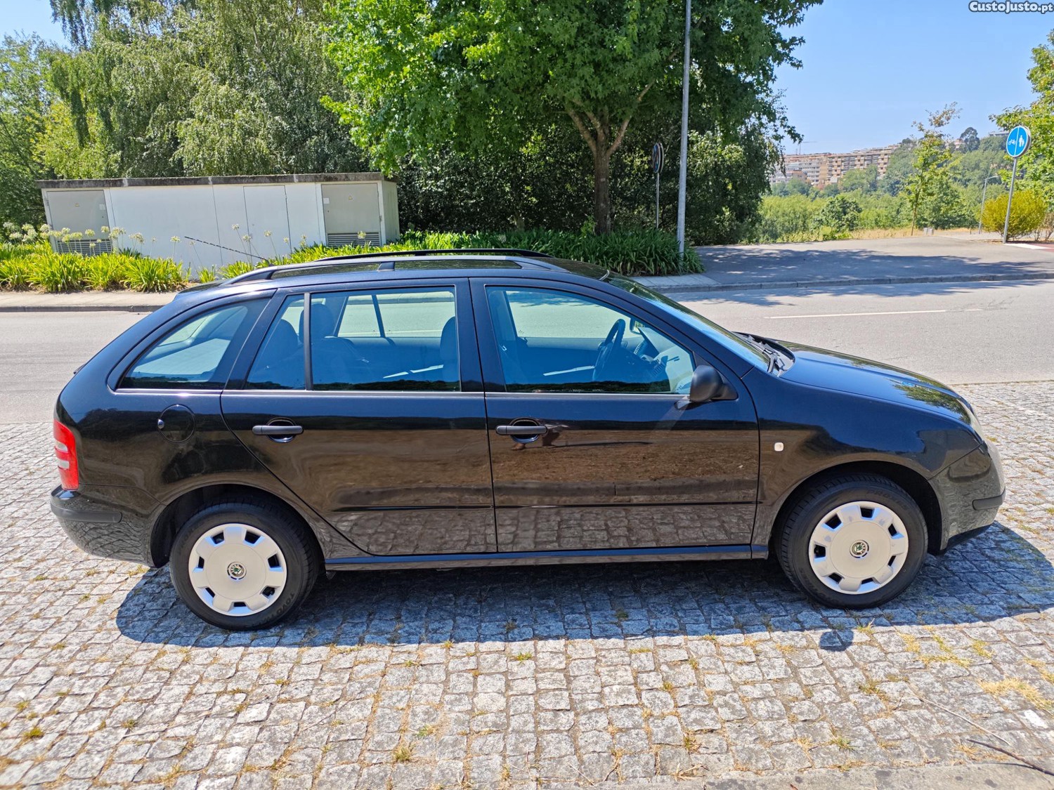 Skoda Fabia () — fotografia 7