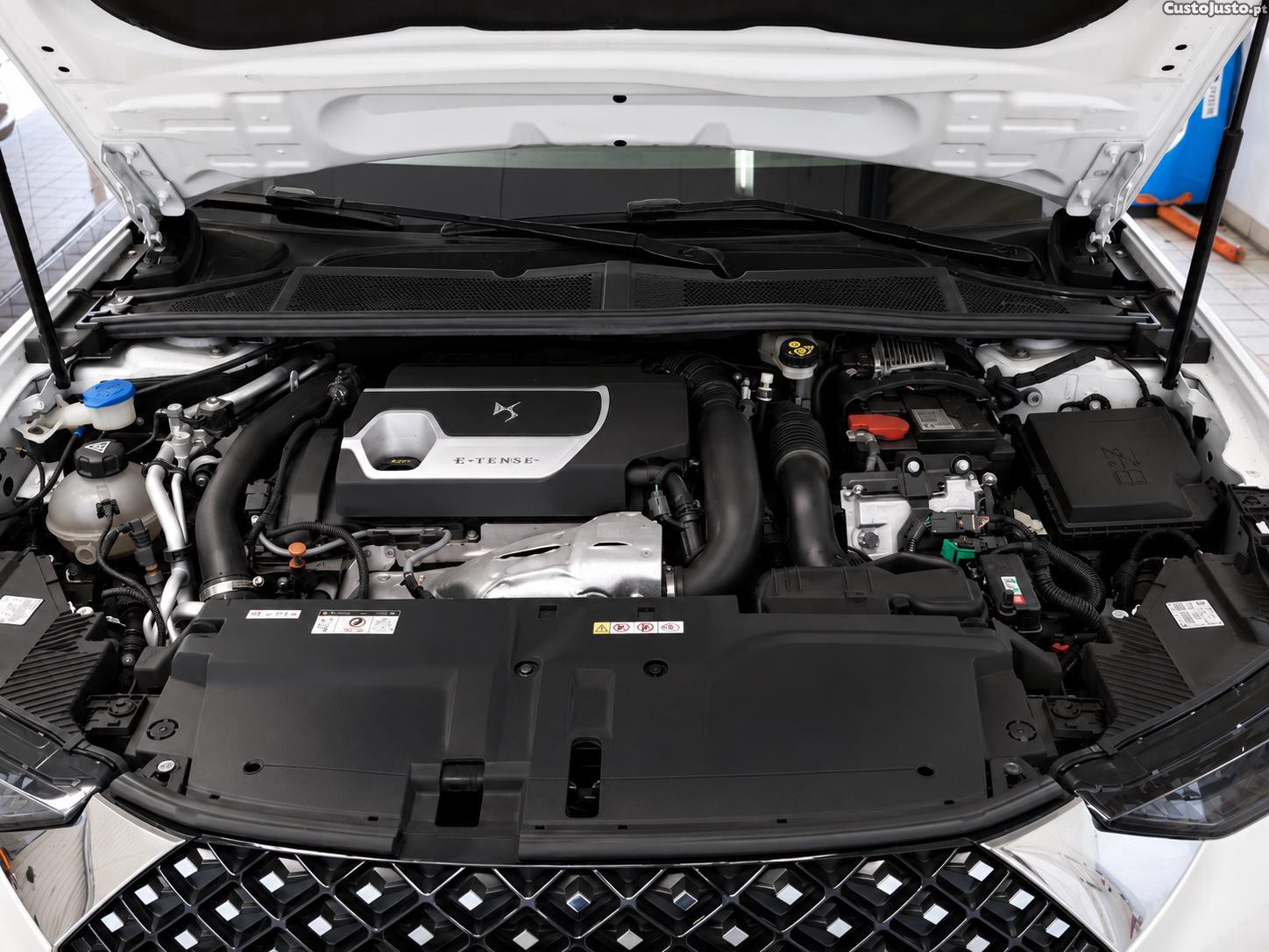 Citroën DS4 E-Tense 225 Bastille — fotografia 5