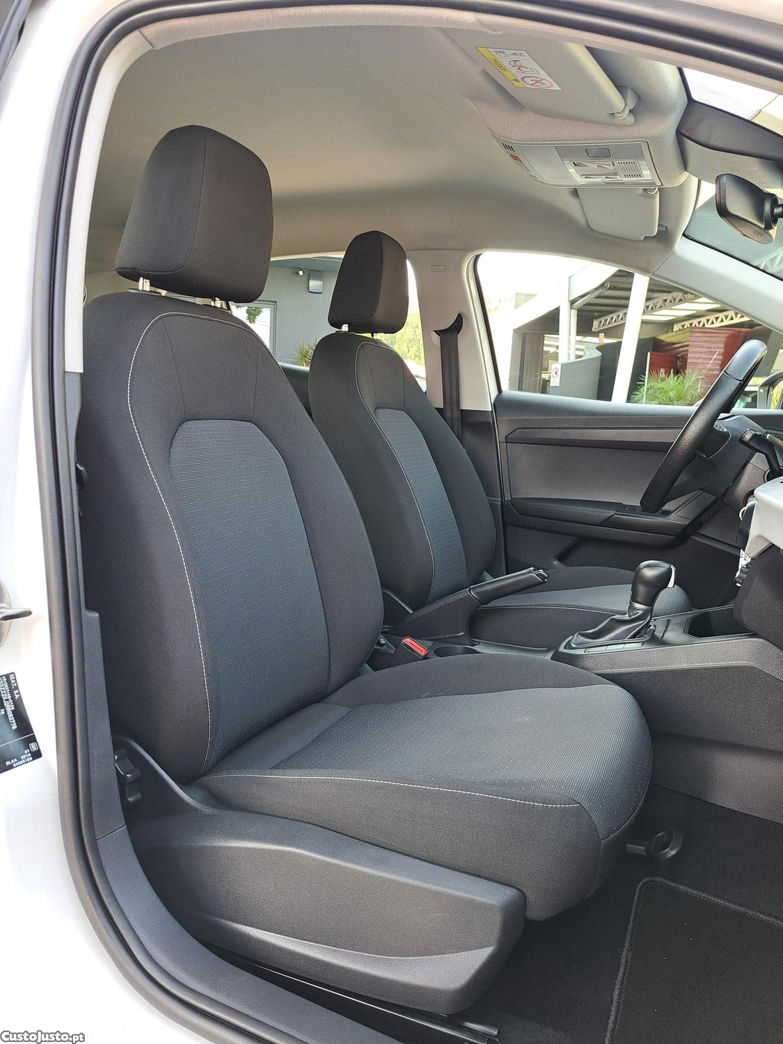 SEAT Ibiza 1.0 TSI Style Plus DSG — fotografia 7