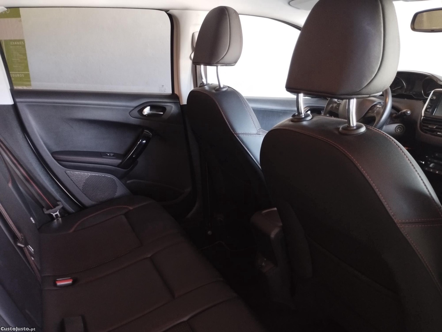 Peugeot 2008 1.2 PureTech GT Line — fotografia 5