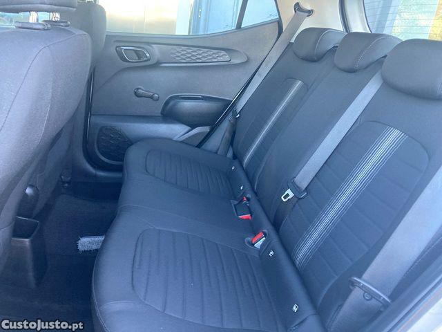 Hyundai i10 1.0 Auto Style — fotografia 5