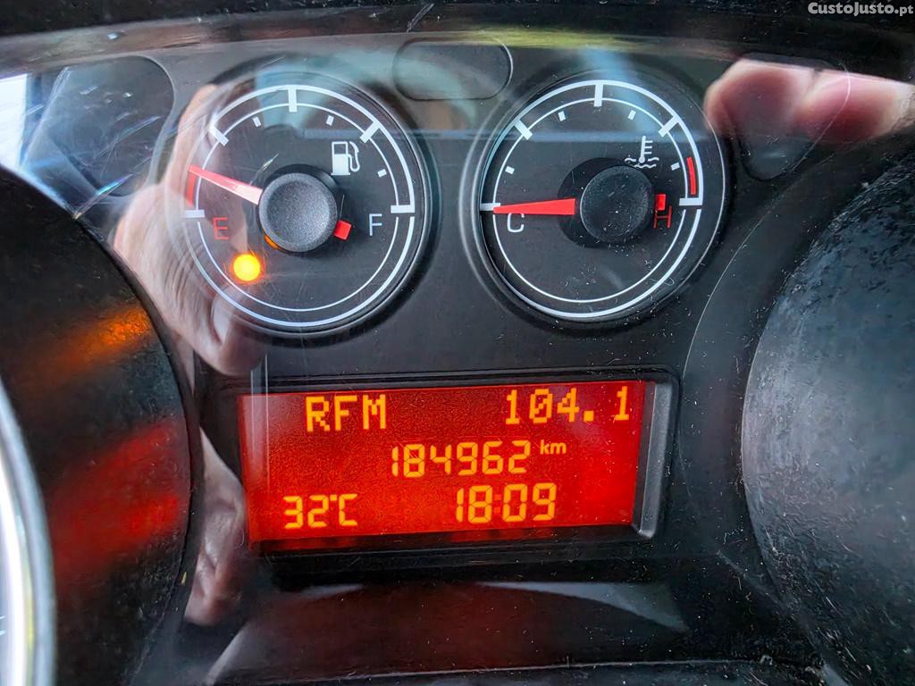 Fiat Bravo 1.6JTdm 105cv 180.000km 03/2009 — fotografia 2