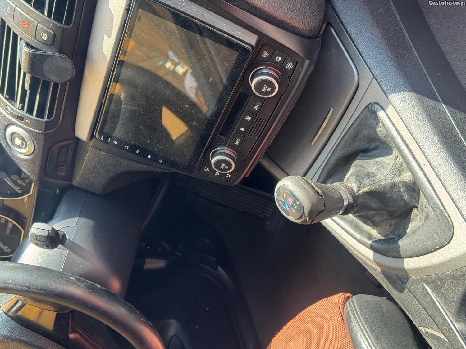 BMW 118 D — fotografia 3