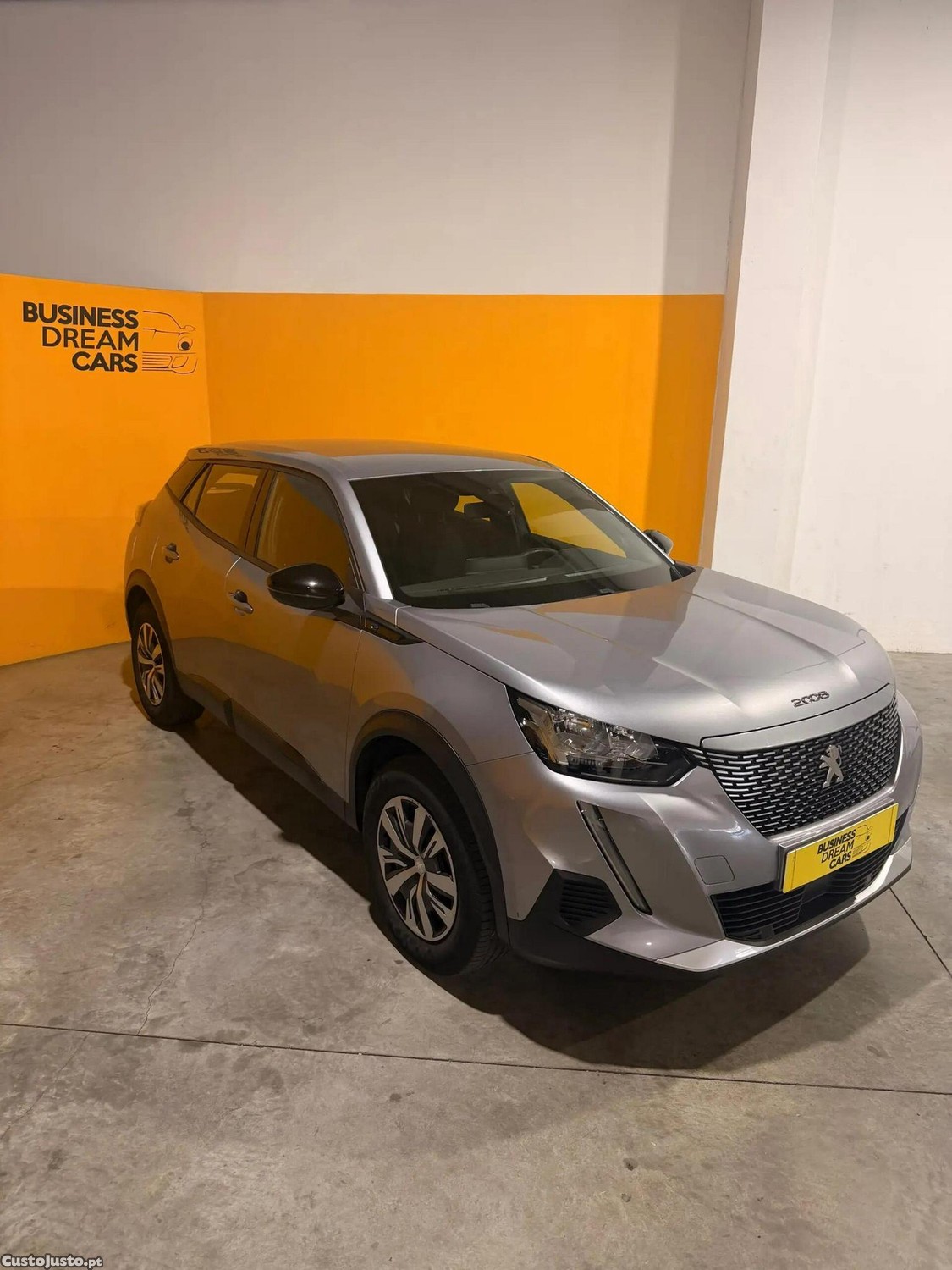 Peugeot e-2008 50 kWh Active Pack — fotografia 15