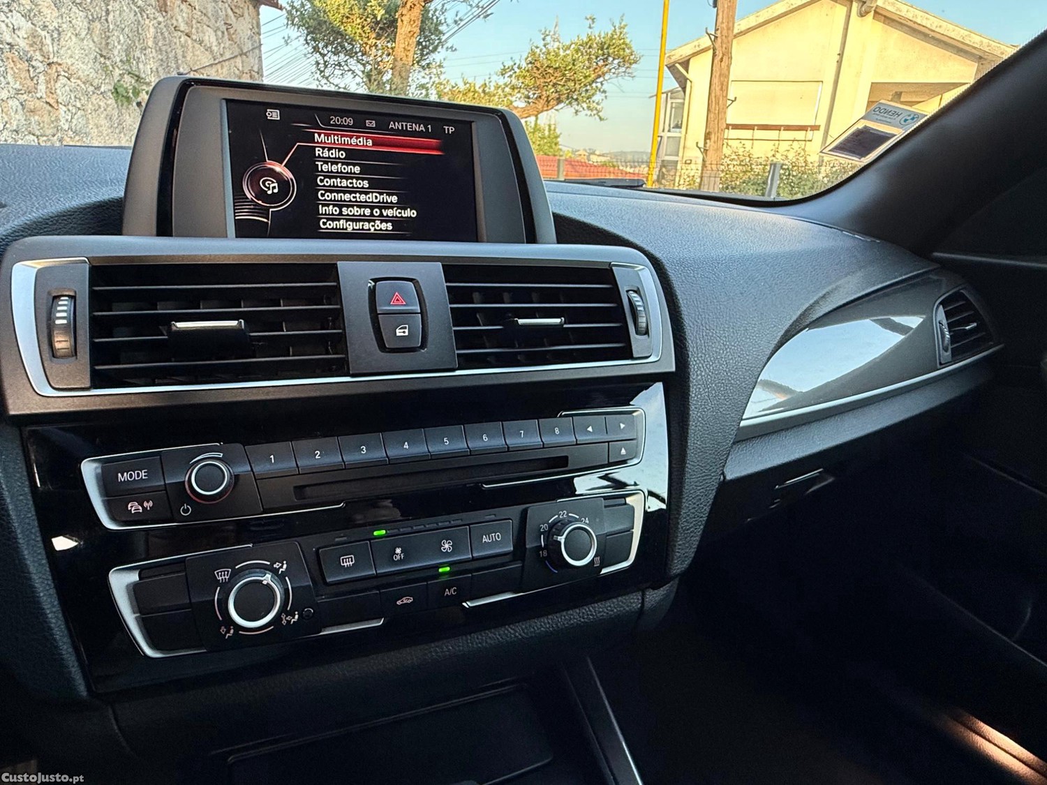 BMW 218 D Cabrio Line Sport — fotografia 6