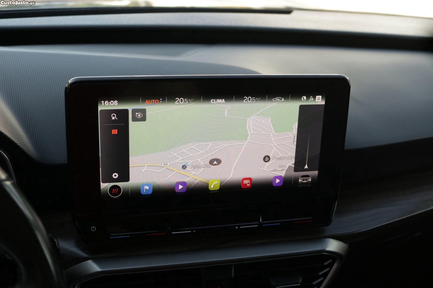 SEAT Leon 1.4 e-Hybrid Xcellence DSG 204cv — fotografia 8
