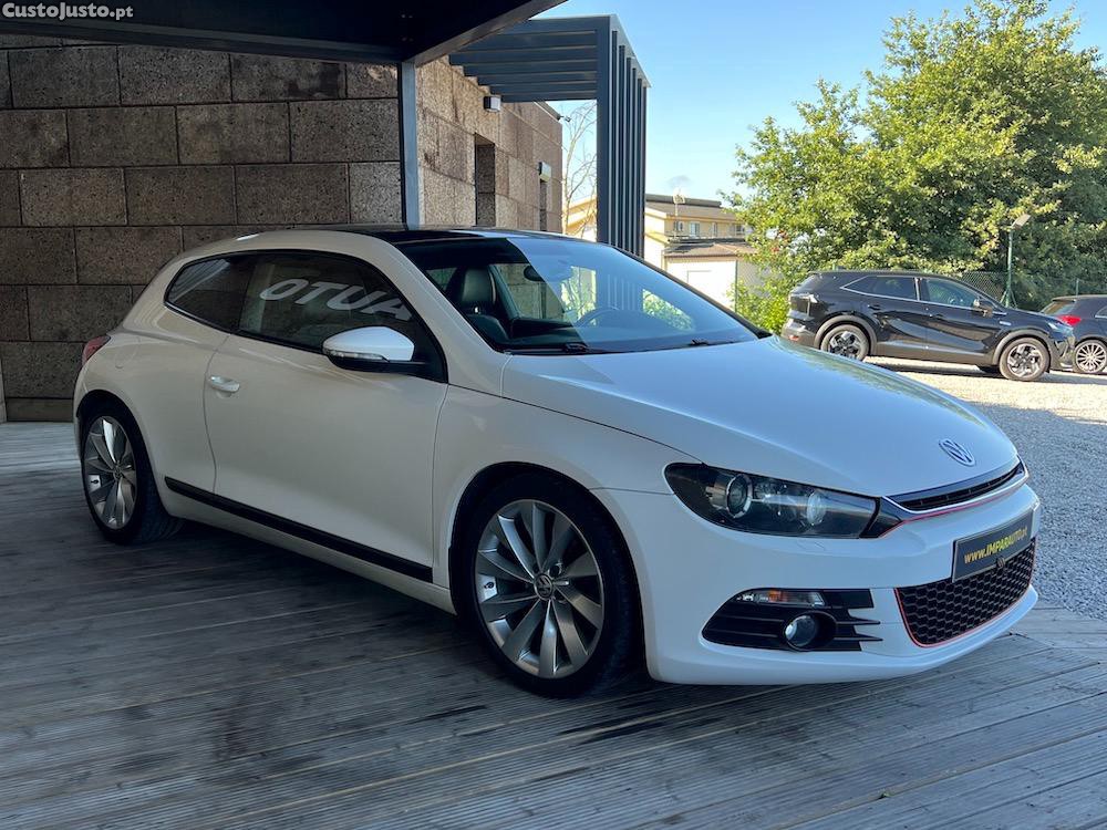 Volkswagen Scirocco Sport 2.0TDi 140cv — fotografia 16
