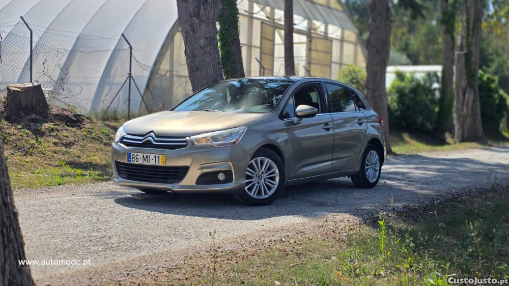 Citroën C4 1.6 HDi Exclusive — fotografia 16